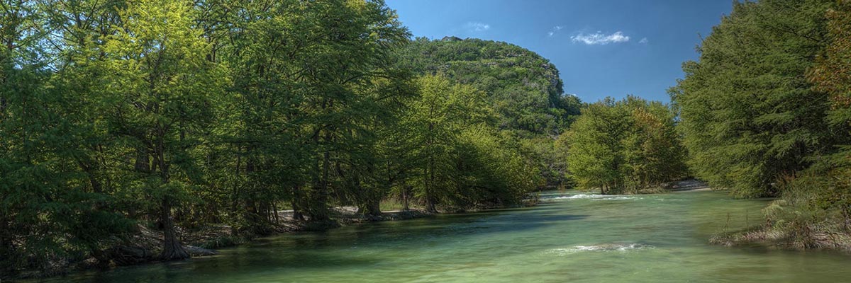 Cold River Cabin Rentals near the Frio River